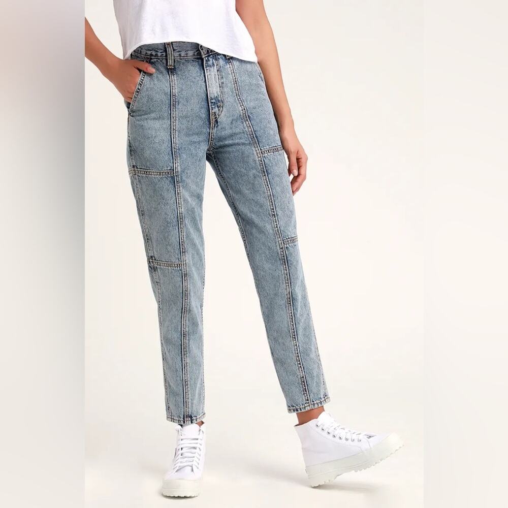 NWT Levi’s Premium Mom Jeans in Pull a Fast One Acid Stone Wash | 27